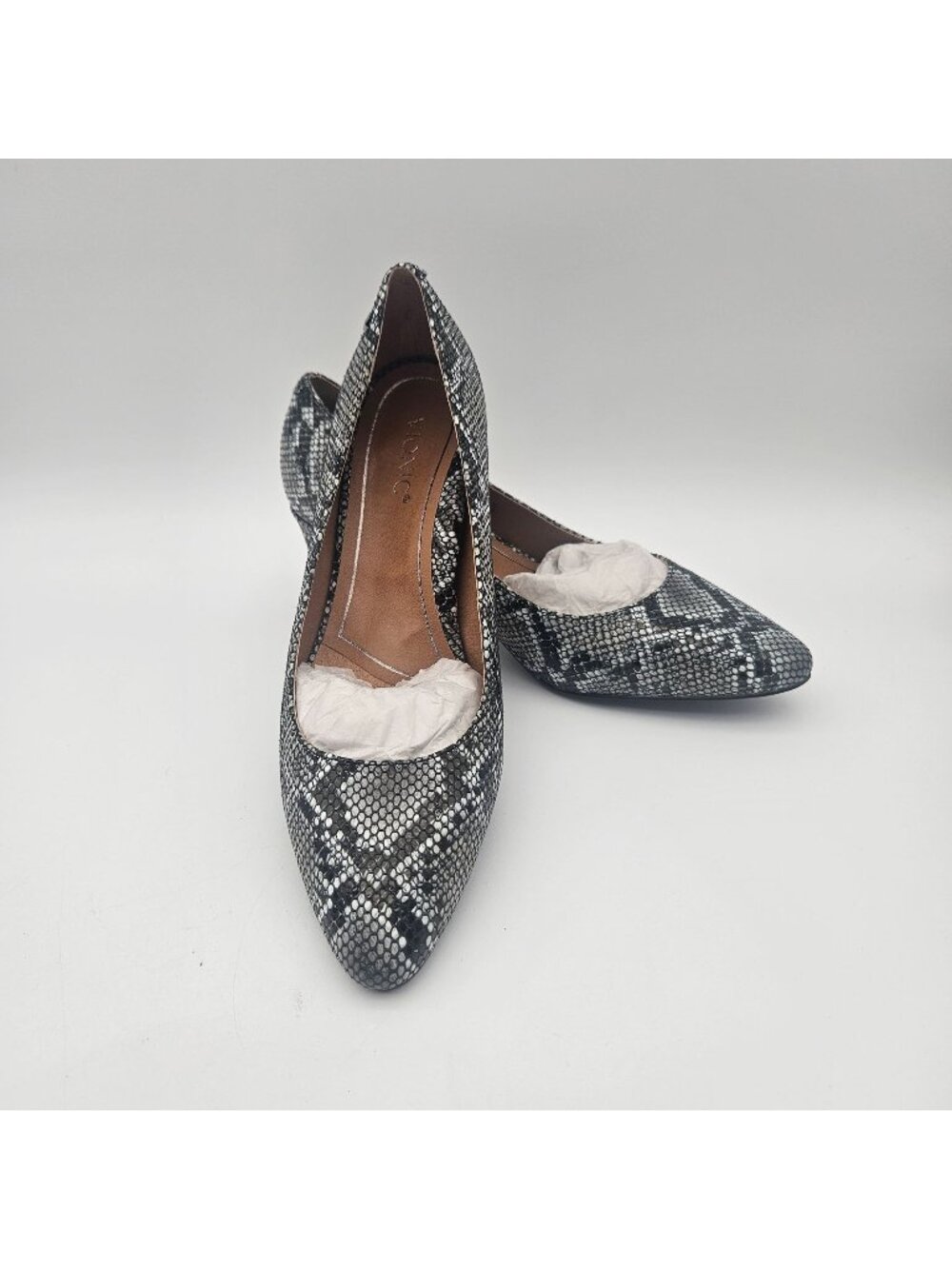 Vionic Mia Black White Snake Print Pumps Womens Sz 7 NEW